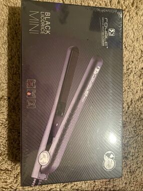 Royale Pro Black Licorice Mini Flat Iron